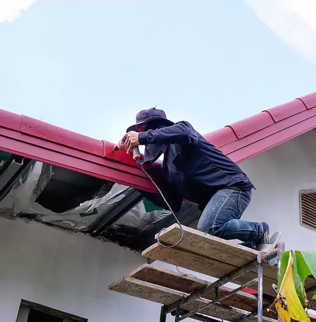 Expert Gutter and Roof Repair: Keeping Sammamish Properties Dry and Protected