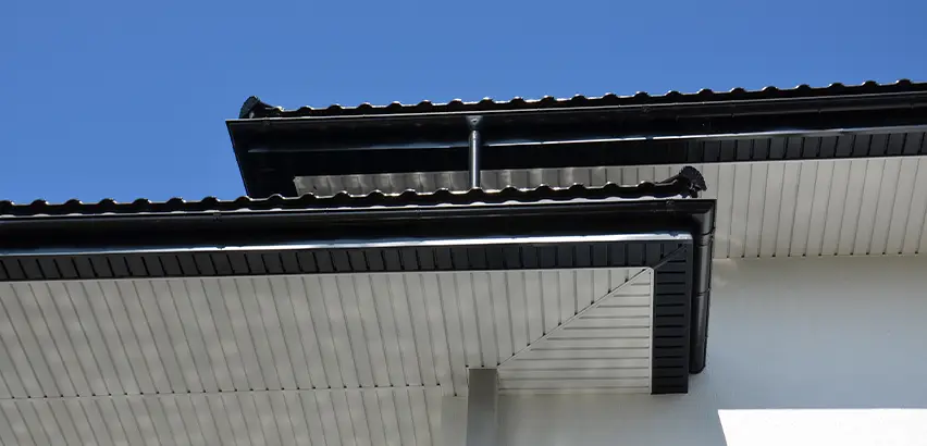 Box Eave Construction in Sammamish