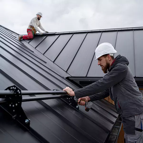 Why Sammamish Property Owners Choose Sammamish Roofing Pro for Metal Roof Repair?